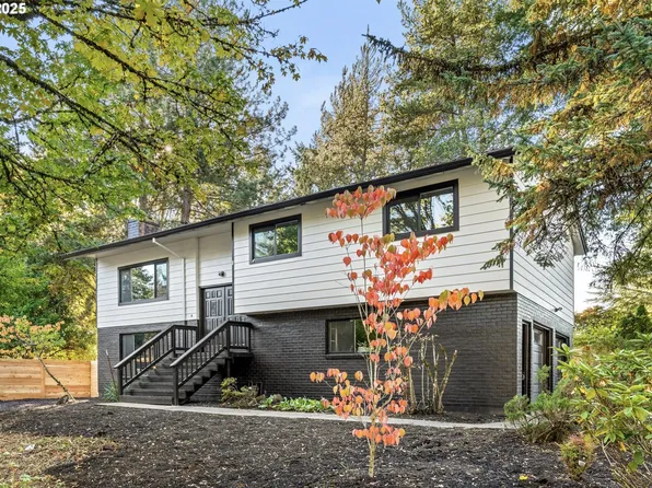 17855 Deerbrush Ave, Lake Oswego, OR 97035