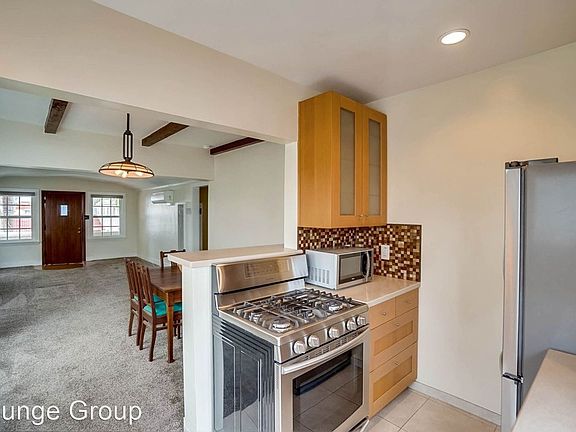 3rd image of 142 Covina Ave #8549954