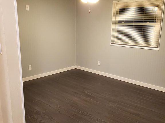 4th image of 248 N Medina St
