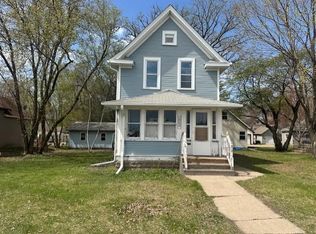 236 Emerald St SE, Minneapolis, MN 55414