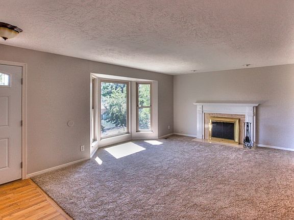 5th image of 2250 E Cottonwood Cove Ln