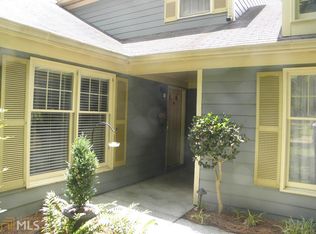 148 Great Oaks Ln, Roswell, GA 30075