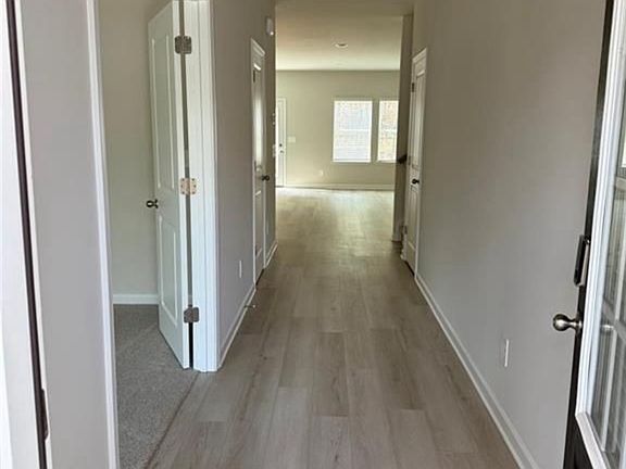 2nd image of 34 Hemlock Ct