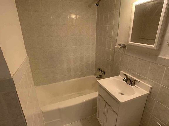 5th image of 274 7th Ave #F2