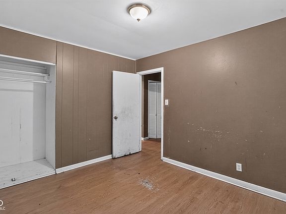 5th image of 4159 N Sheridan Ave