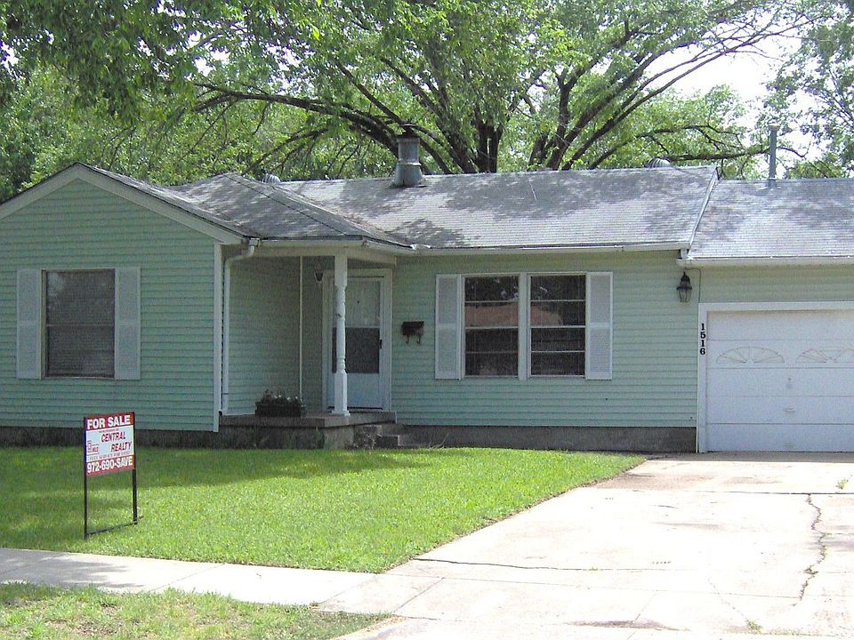 Front Vinyl Siding