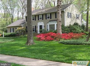 12 Beechtree Ln, Plainsboro, NJ 08536