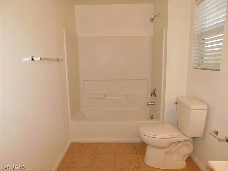 9210 Valley Ranch Ave — Photo 24