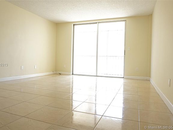 3rd image of 16450 Miami Dr APT 205