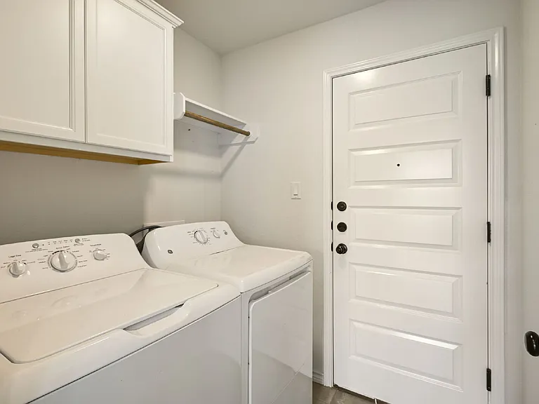 3109 Brady Ct — Photo 8
