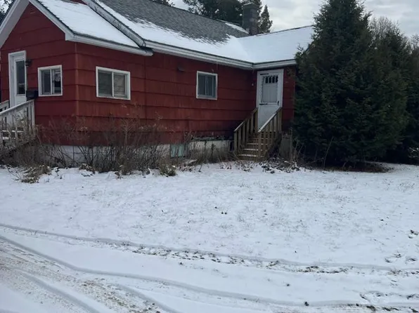 102 McLaughlin Ave, Tupper Lake, NY 12986