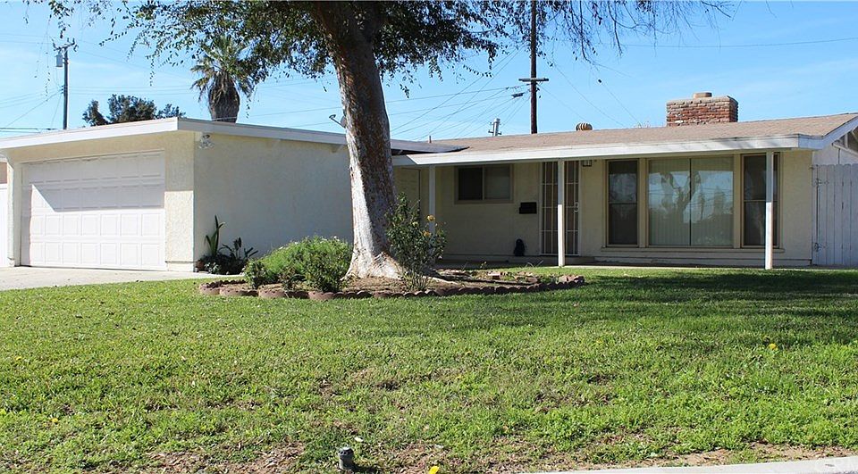 1st image of 13603 Woodridge Ave
