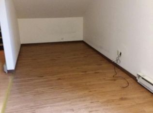 450 S Nelson St APT 103, Nelson, MN 56355