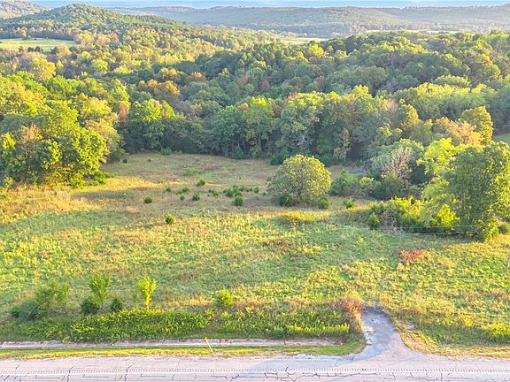 3rd image of Highway 412