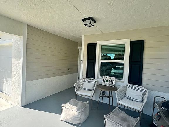 5th image of 2277 SE Monroe St