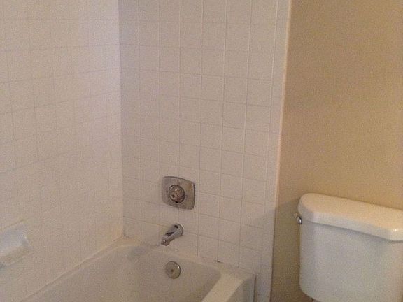 5th image of 4724 Walden Cir #18