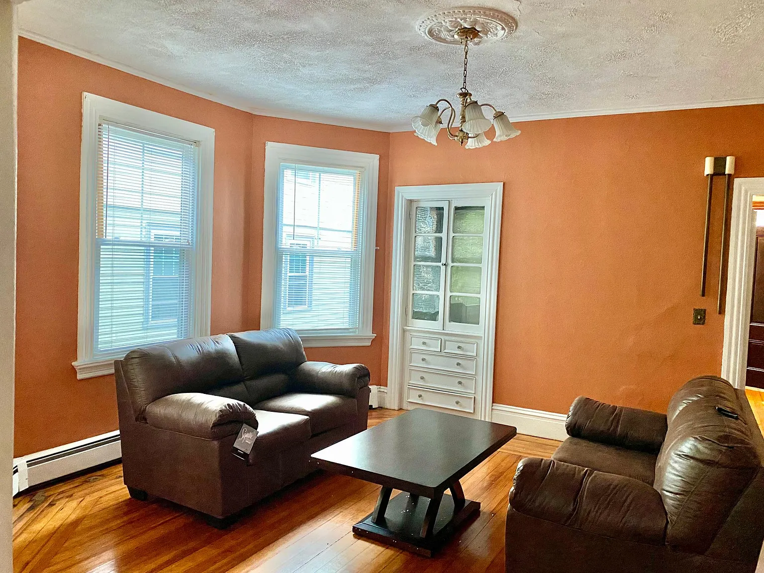 63 E Manning St — Photo 3
