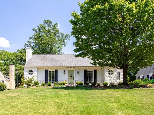 1825 Greystone Rd NW, Atlanta, GA 30318