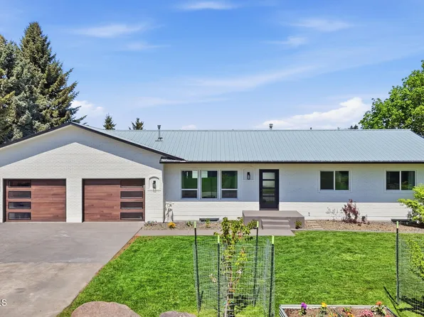 1525 W Miles Ave, Hayden Lake, ID 83835