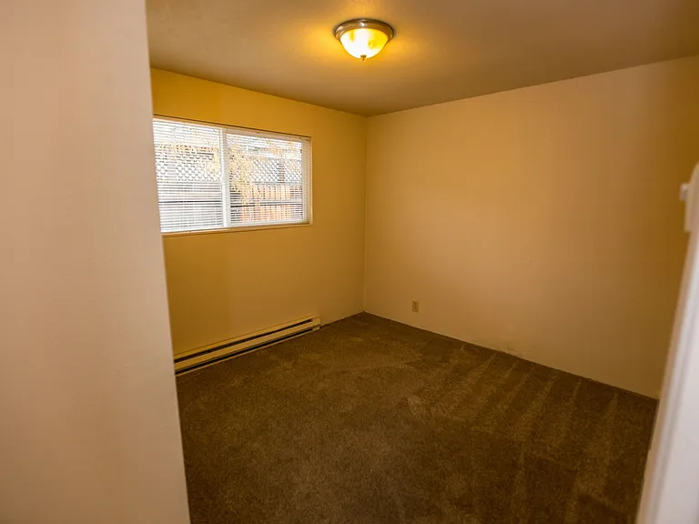 1837 NE Purcell Blvd — Photo 26