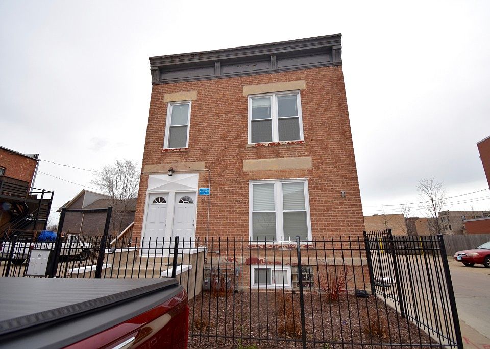 1st image of 211 S Campbell Ave #1