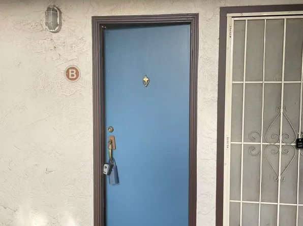 1470 Detroit Ave APT B, Concord, CA 94520