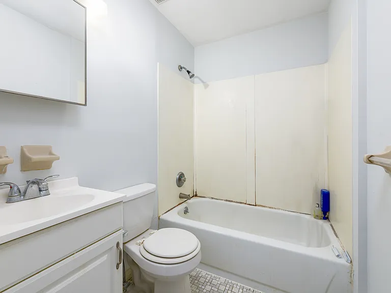 2120 Bellemead Ave #5 — Photo 9