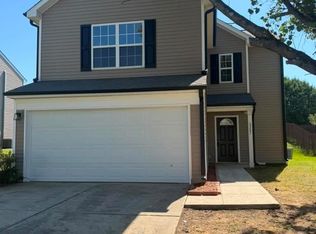 8207 Belmont Stables Dr, Charlotte, NC 28216