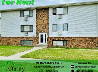 116 Harbet Ave NW APT 1, Cedar Rapids, IA 52405