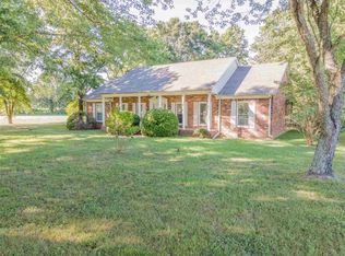 5762 Austin Peay Hwy #3, Millington, TN 38053