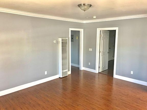 5th image of 600 Menlo Ave