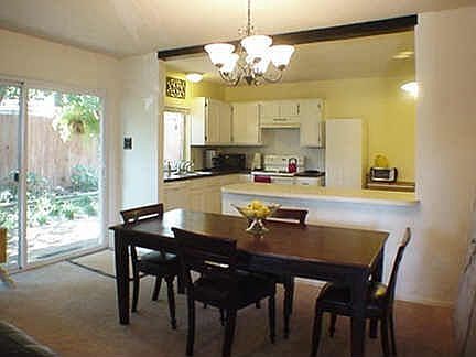 3rd image of 3229 Scenic Hills Dr