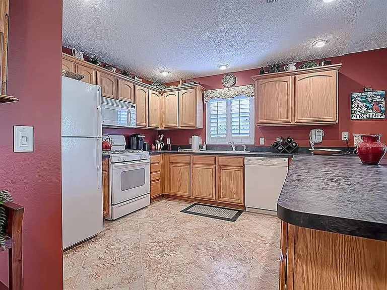1083 Summerton St #1083 — Photo 15