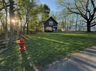 14 Leonard Ln, Holbrook, MA 02343
