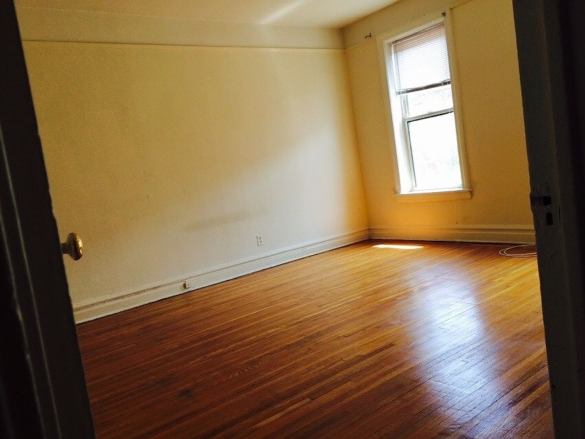 2nd image of 2121 82nd St #4FF