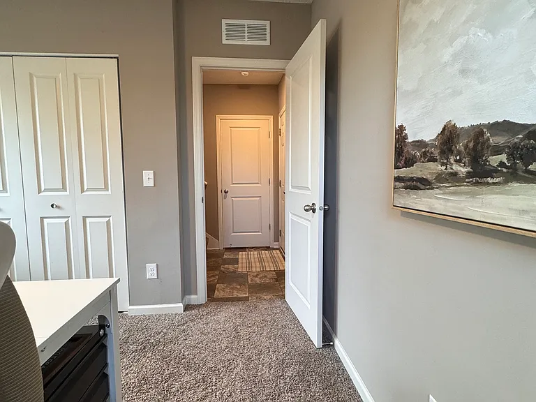 7561 Woods Edge Blvd — Photo 32