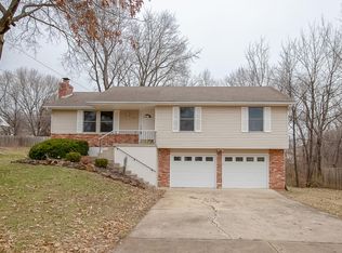 5922 NW 66th Ter, Kansas City, MO 64151