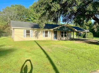 203 Courtland Cir, Carthage, TX 75633