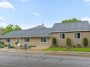 300 E Warfield St, Garrett, IN 46738