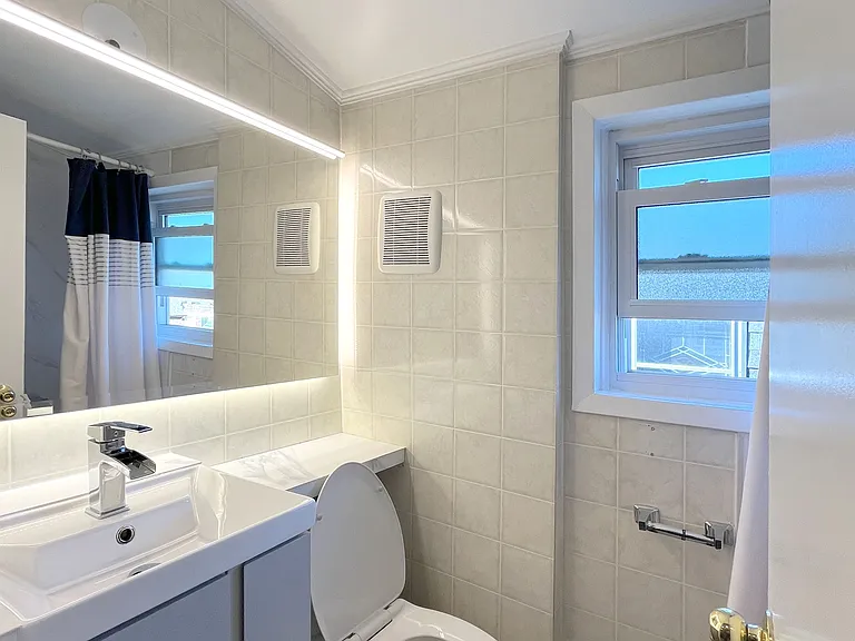 303 Lonsdale Rd #3 — Photo 11