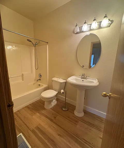 2917 SW 11th St — Photo 13