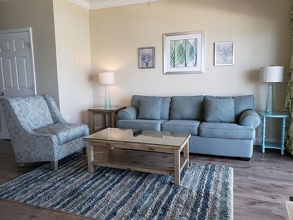 5th image of 5005 Sunset Village Dr