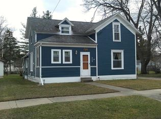 525 W Stewart St, Owosso, MI