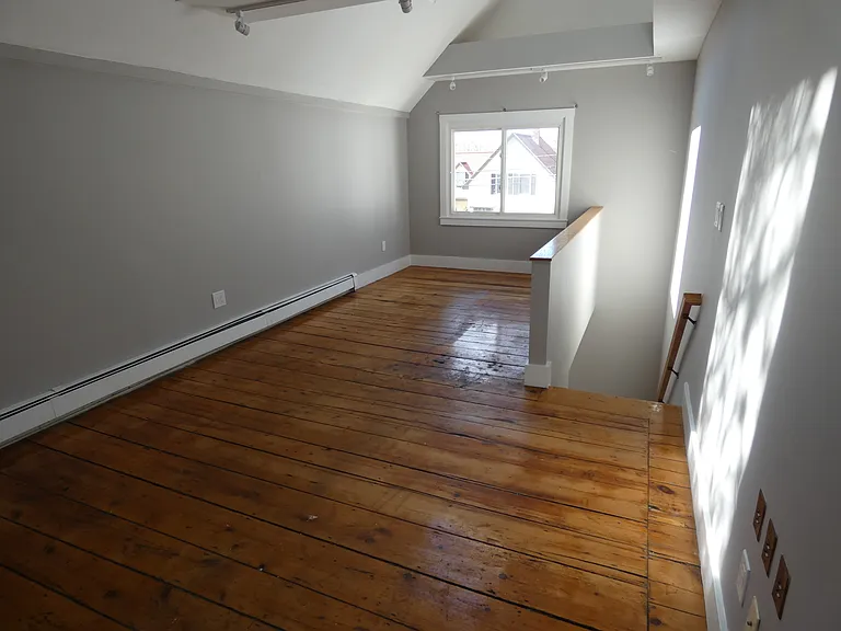 94-98 Maple St #1 — Photo 13
