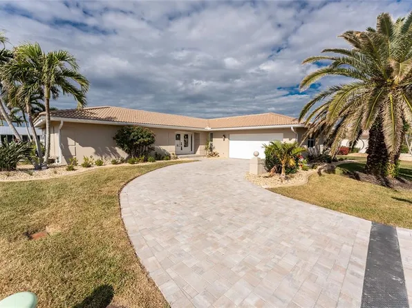 951 Lassino Ct, Punta Gorda, FL 33950