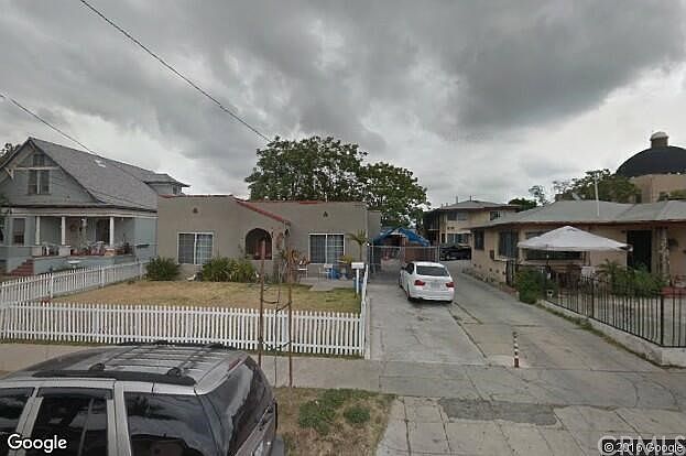 1st image of 2843 E 6th St
