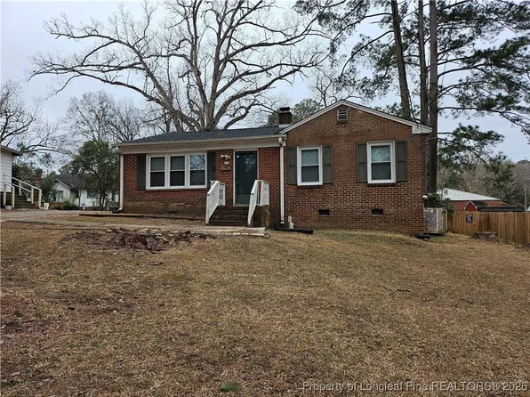 609 N Steele St, Sanford, NC 27330