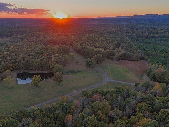 2nd image of 1260 Beaver Island Trail Rd