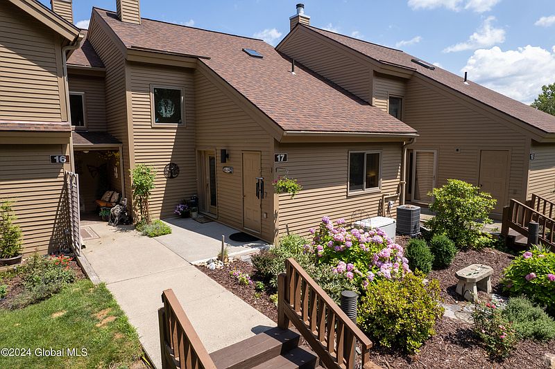 2nd image of 441 Lockhart Mountain Road #17