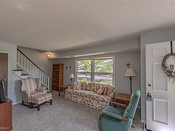 4th image of 291 Ivy Hill Ln